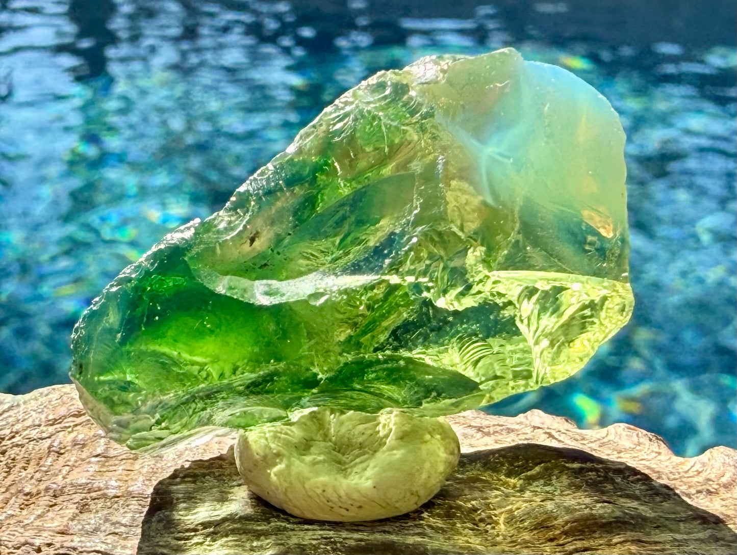 Auralis Authentic Andara Crystal