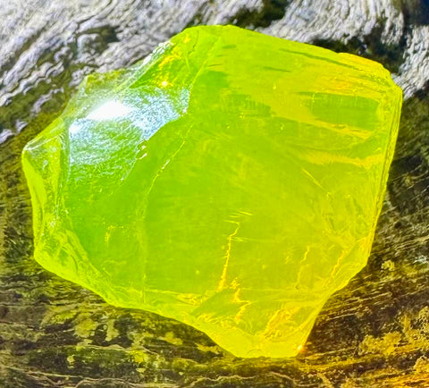 Electric Yellow Andara Crystal