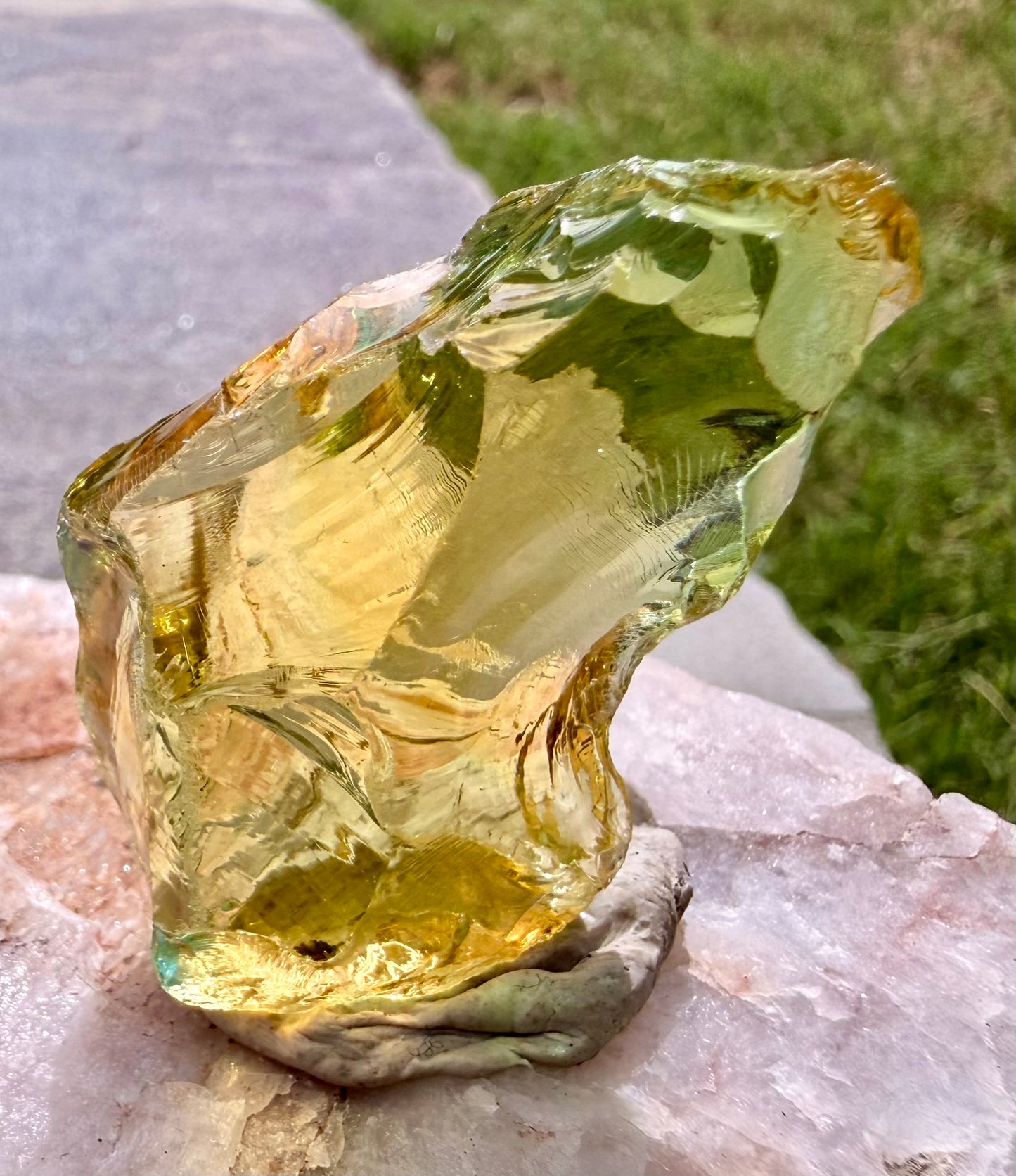 Solmeya Radianthe Authentic Andara Crystal 28g