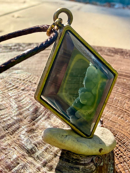 Noctura Solaris Andara Crystal Pendant Diamond