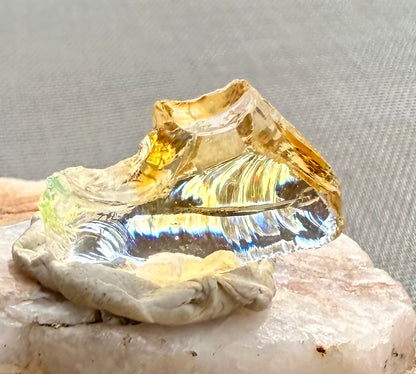 Amoraea Flame Authentic Andara Crystal 4g