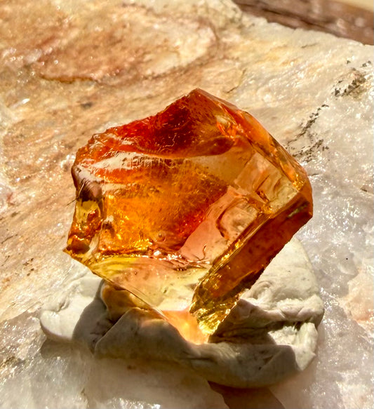 Amoraea Flame Authentic Andara Crystal 2g