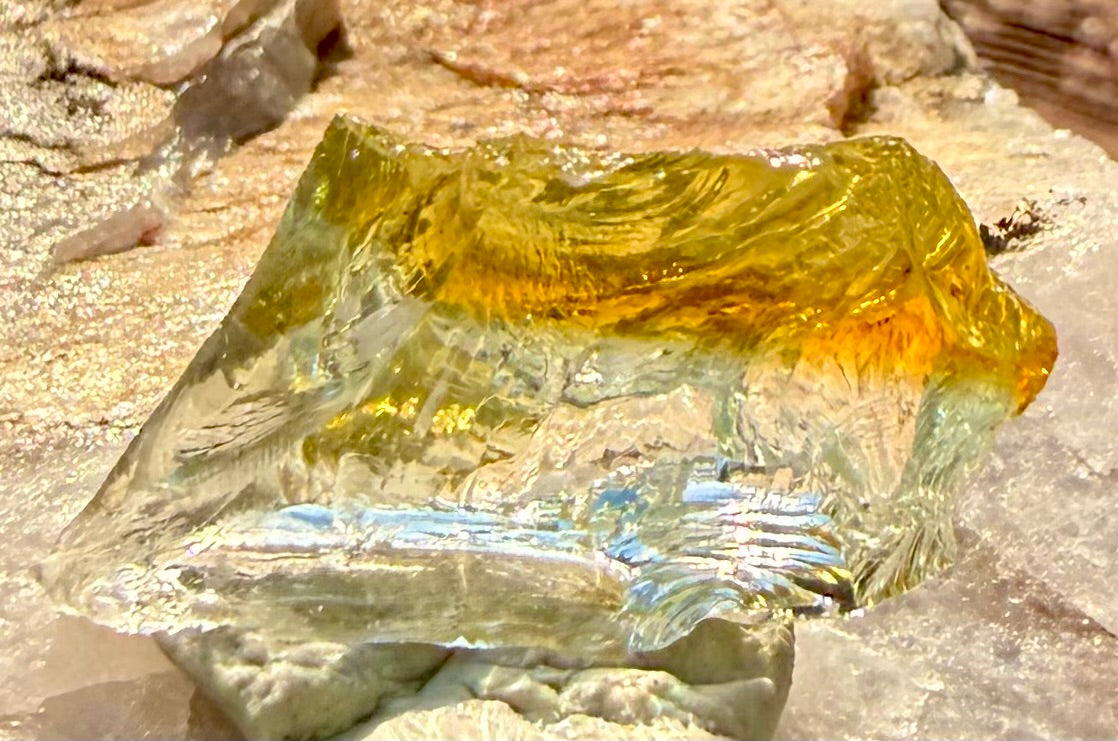 Amoraea Flame Authentic Andara Crystal 4g