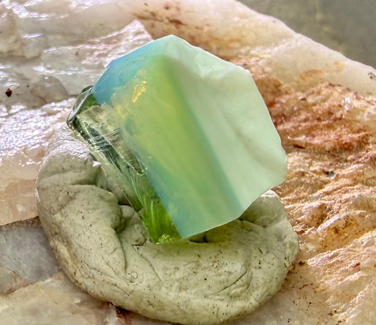 Aeloria Verdantis Authentic Andara Crystal 4g