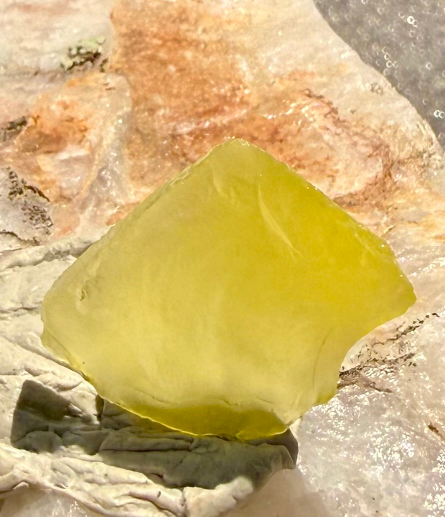 Egyptian LIGHT Authentic Andara Crystal Pyramid 4g